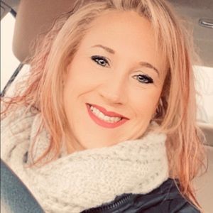 Meet your Posher, Lisa